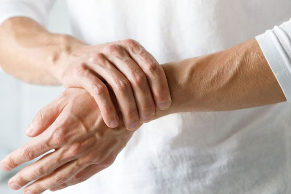 How quickly does rheumatoid arthritis spread?