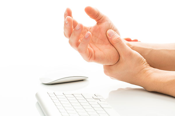 Self-Help Tips for Carpal Tunnel Sufferers