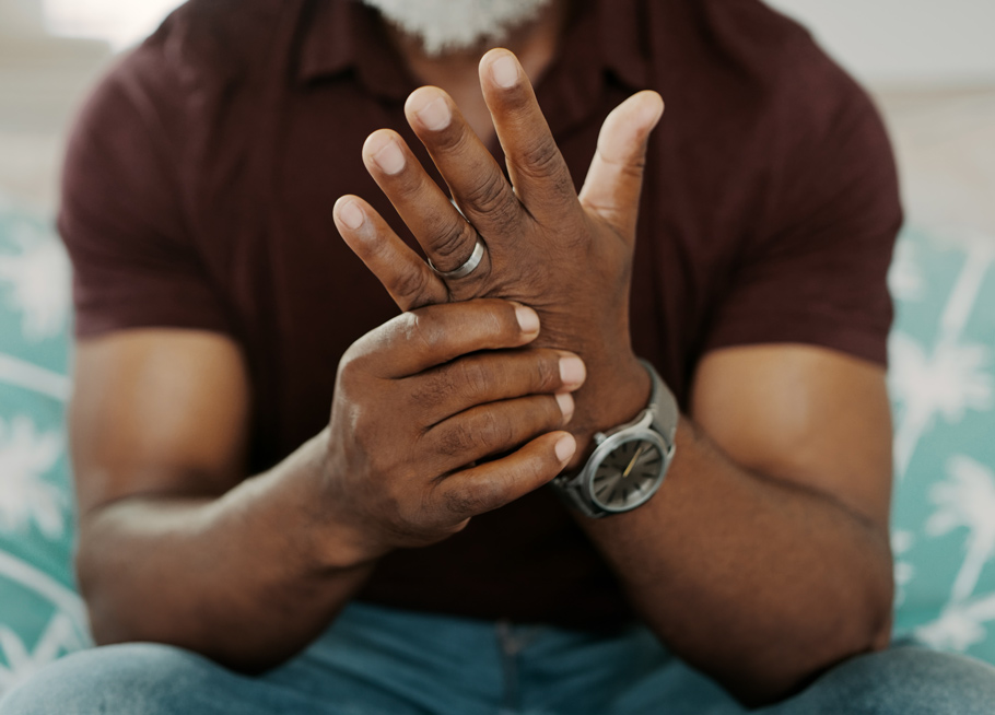 What Are The First Signs Of Arthritis In Your Hands?
